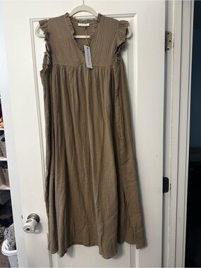 Neuflora Primrose dress NWT